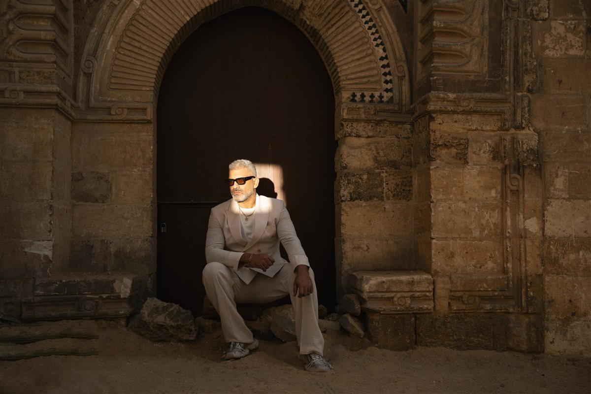 <strong>هاني عادل</strong>