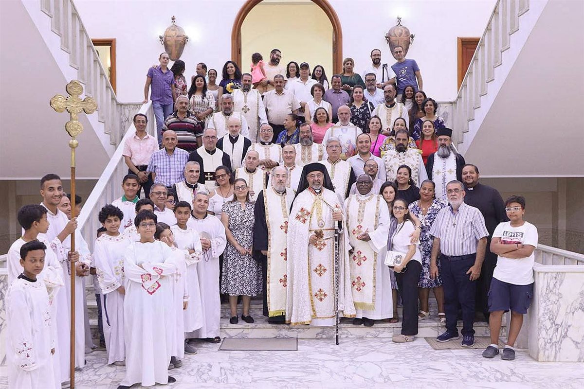 بطريرك الأقباط الكاثوليك مع أسرة برادو الشرق الأوسط