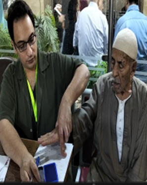 الداخلية تواصل تقديم الخدمات لكبار السن وذوى الاحتياجات الخاصة