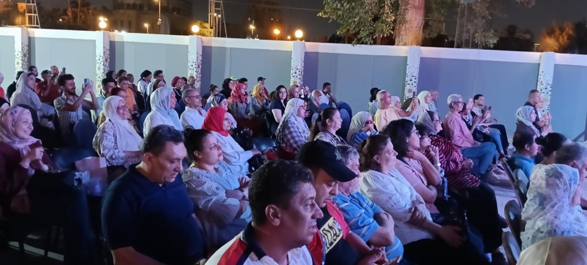 <strong>برنامج 