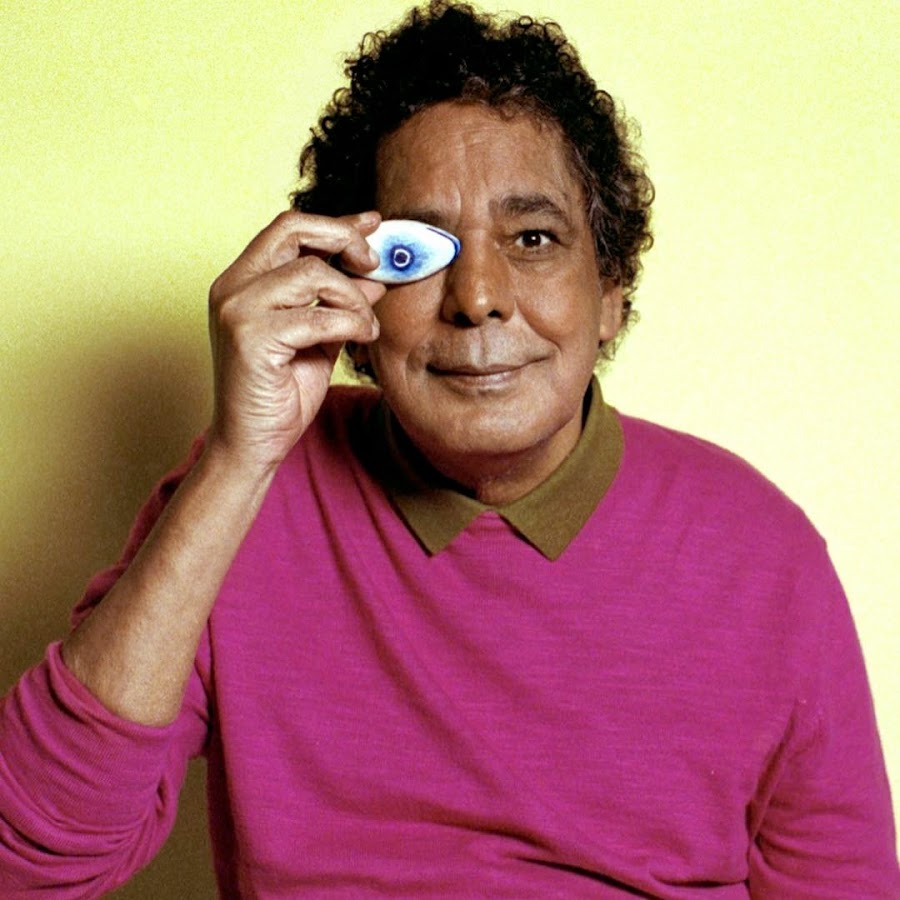 <strong>محمد منير</strong>