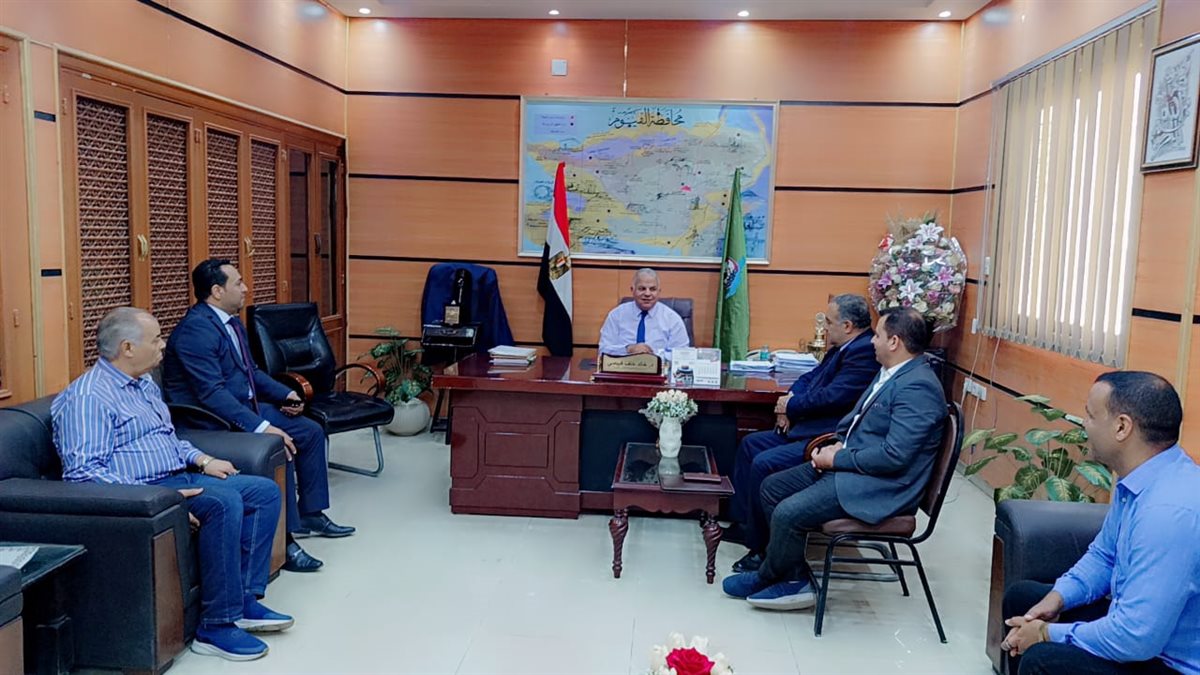 وكيل وزارة &nbsp;التربية والتعليم بالفيوم &nbsp;أثناء اللقاء