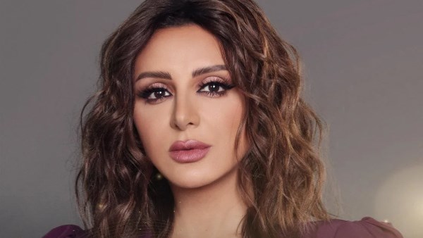 <strong>أنغام</strong>