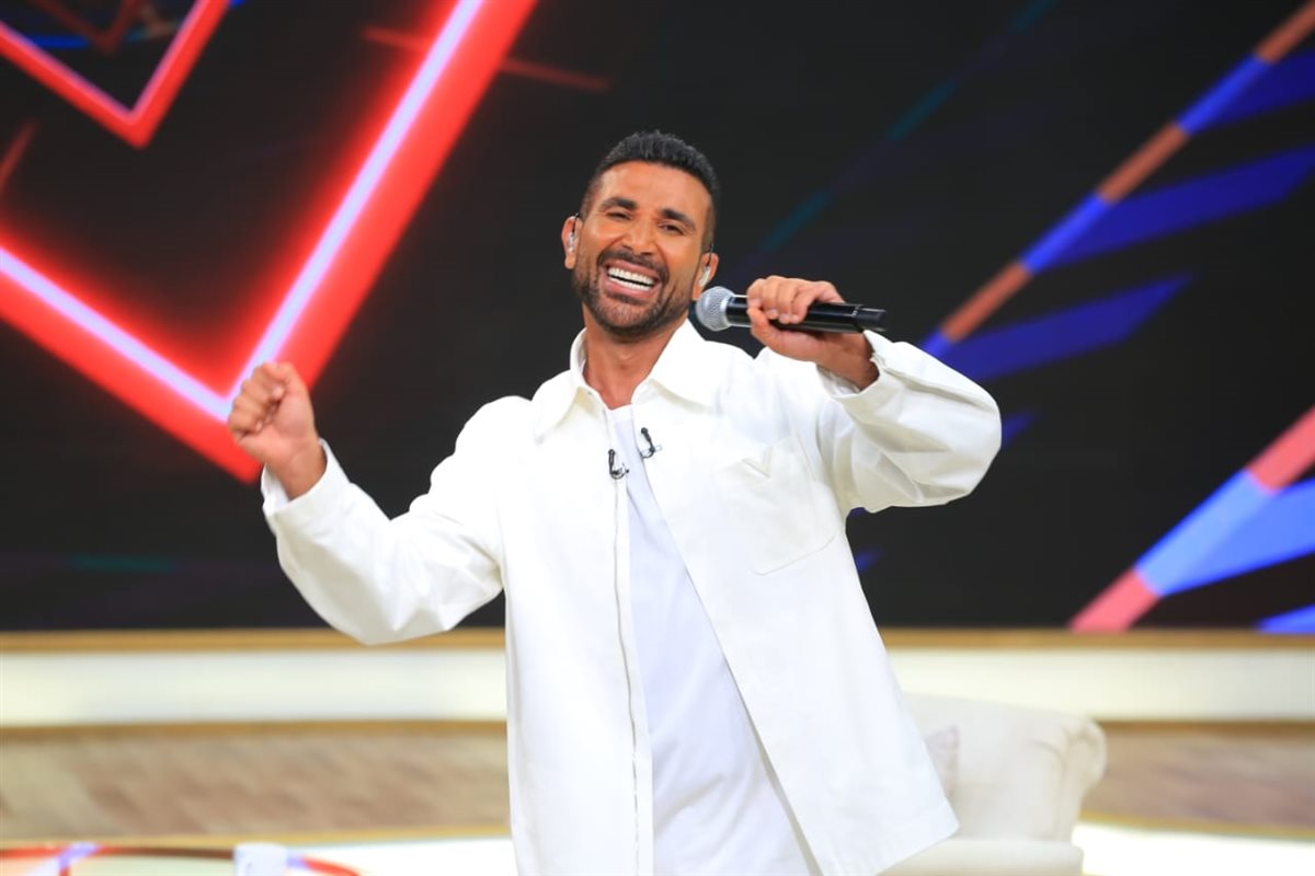 <strong>أحمد سعد</strong>