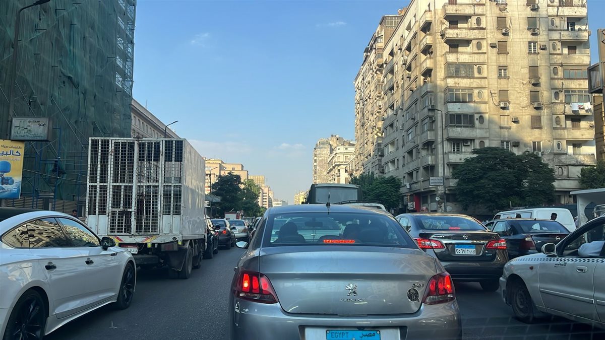 تكدس مروري أعلى كوبري أكتوبر وشارع رمسيس ومنطقة غمرة