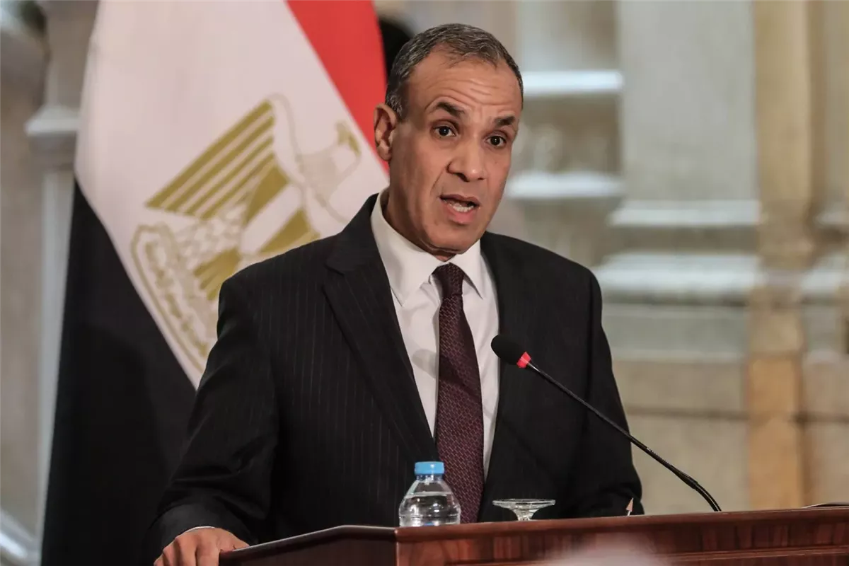 <strong>وزير الخارجية يجري اتصالات لبحث الملف النووي الإيراني</strong>