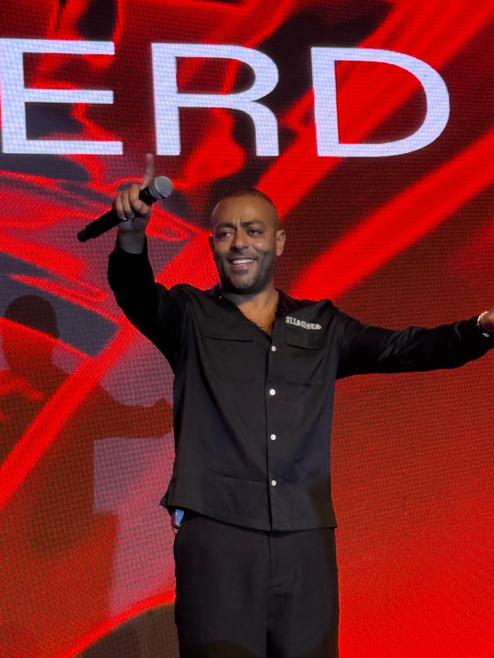<strong>تامر عاشور</strong>