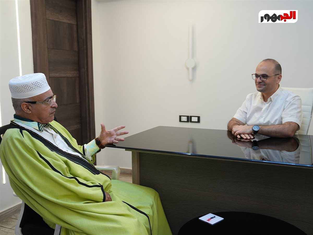 &nbsp;الشيخ صلاح الجمل خلال حديثة مع رئيس تحرير موقع الجمهور&nbsp;