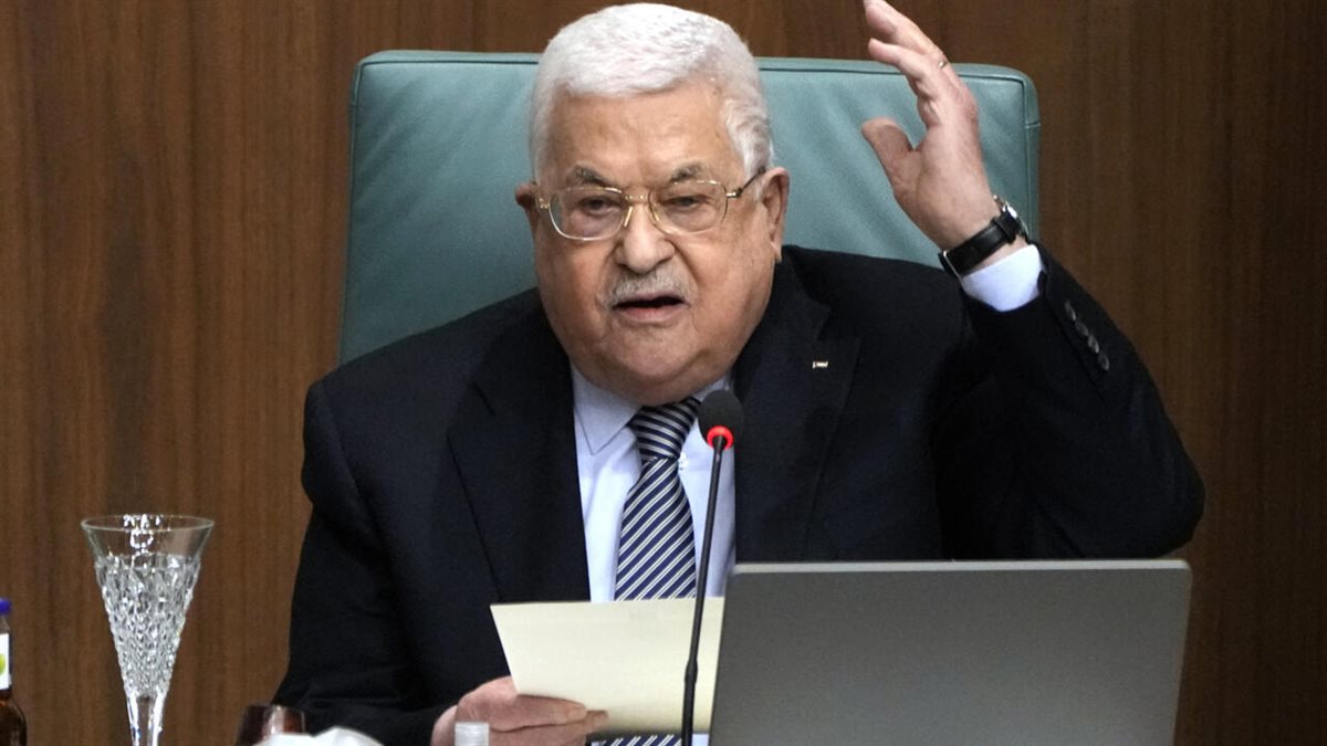 <strong>محمود عباس أبو مازن رئيس دولة فلسطين</strong>