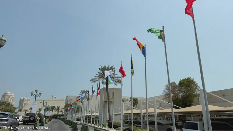 <strong>قبيل قمة الدوحة.. إيران تطالب الدول العربية بقطع علاقاتها مع الاحتلال</strong>