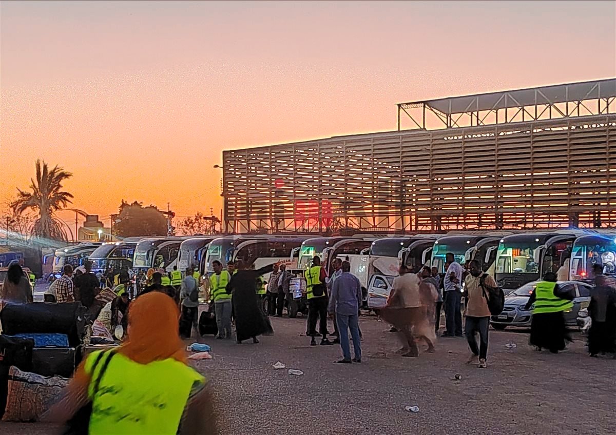<strong>أسوان: تسهيل عودة أكثر من 12 ألف مواطن سوداني لبلادهم بتوجيهات رئاسية</strong>
