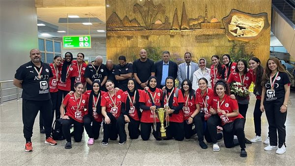 منتخب لشابات كرة اليد