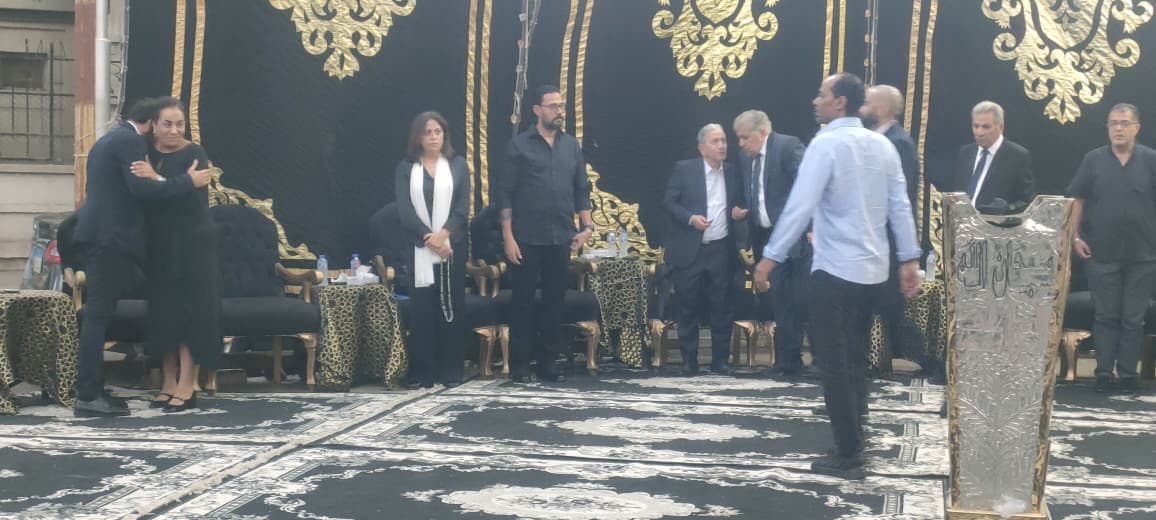 <strong>عزاء الفنانة التشكيلية زينات خليل</strong>