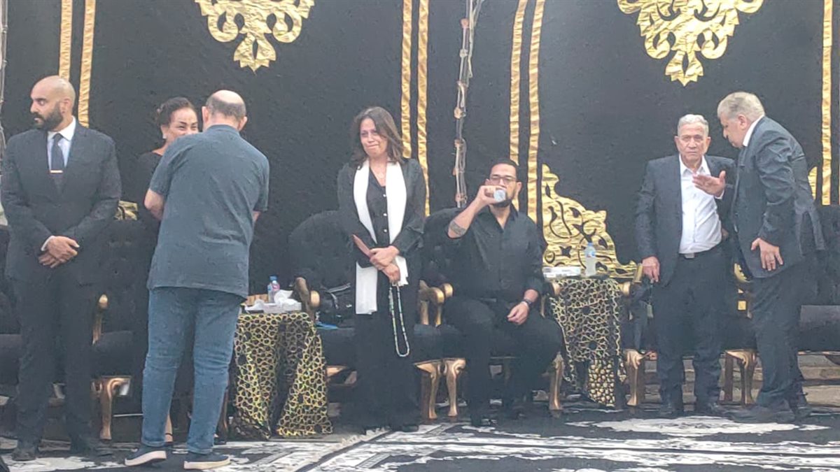 <strong>عزاء الفنانة التشكيلية زينات خليل</strong>