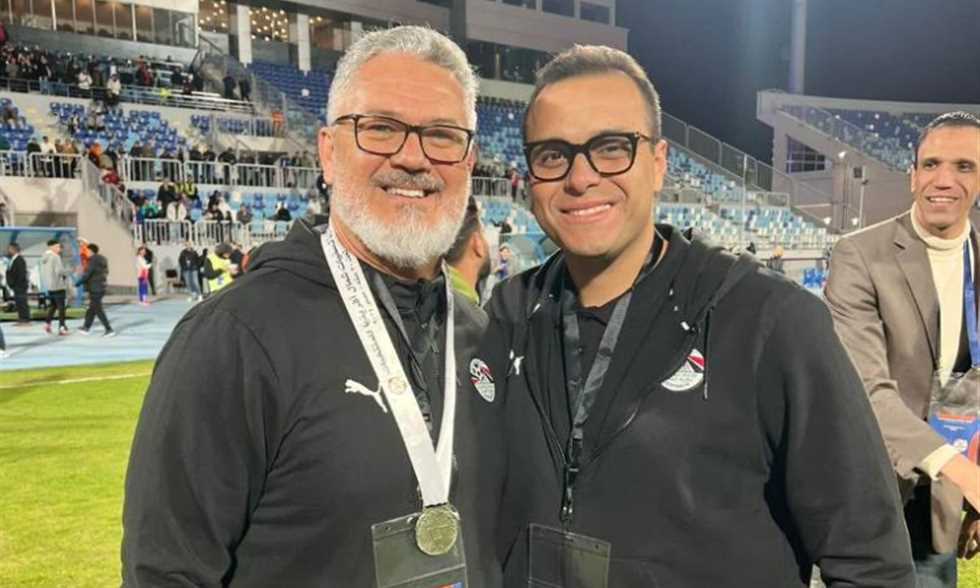 طبيب منتخب الشباب