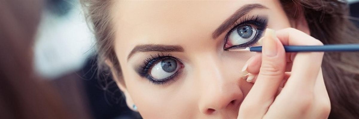 رؤية الكحل في المنام&nbsp;
