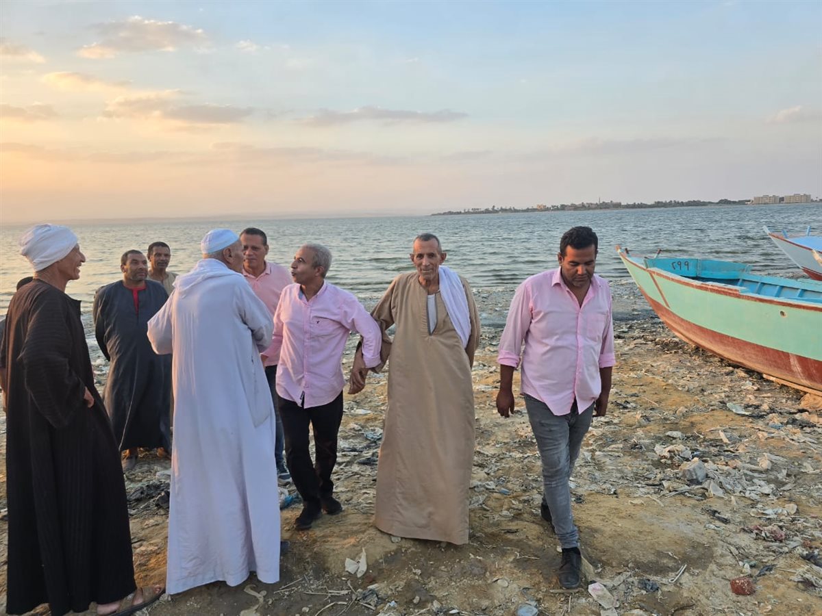 متابعة منع صيد الاسسماك ببحيرة قارون