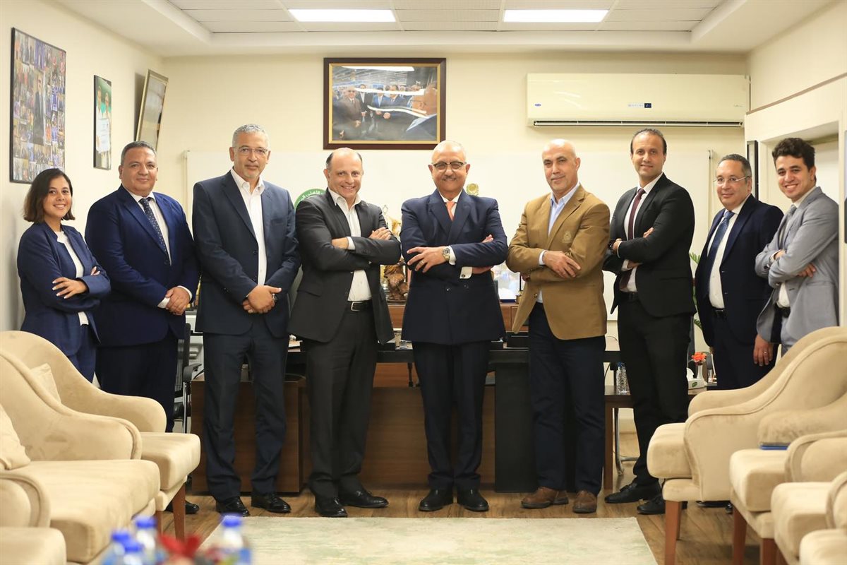 إدارة البنك الأهلي