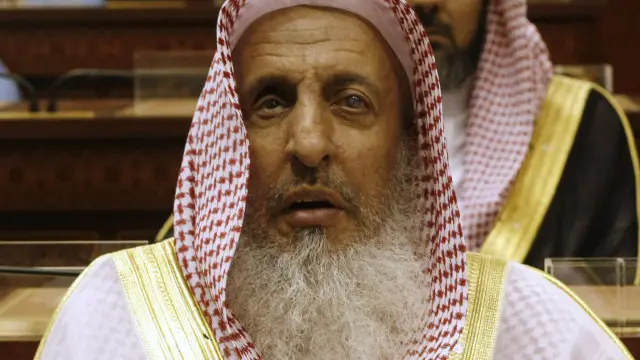 <strong>وفاة الشيخ عبدالعزيز آل الشيخ عضو هيئة كبار العلماء في السعودية</strong>