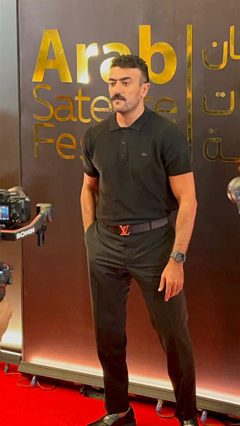<strong>أحمد العوضي</strong>