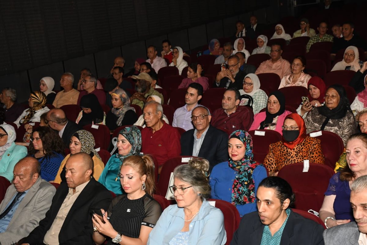 <strong>ملتقى الهناجر الثقافي</strong>