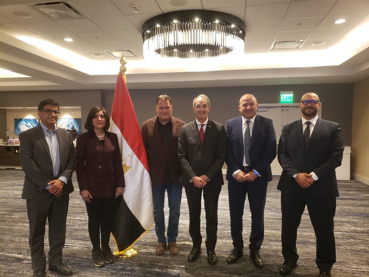 الدكتور عمرو طلعت وزير الاتصالات&nbsp;