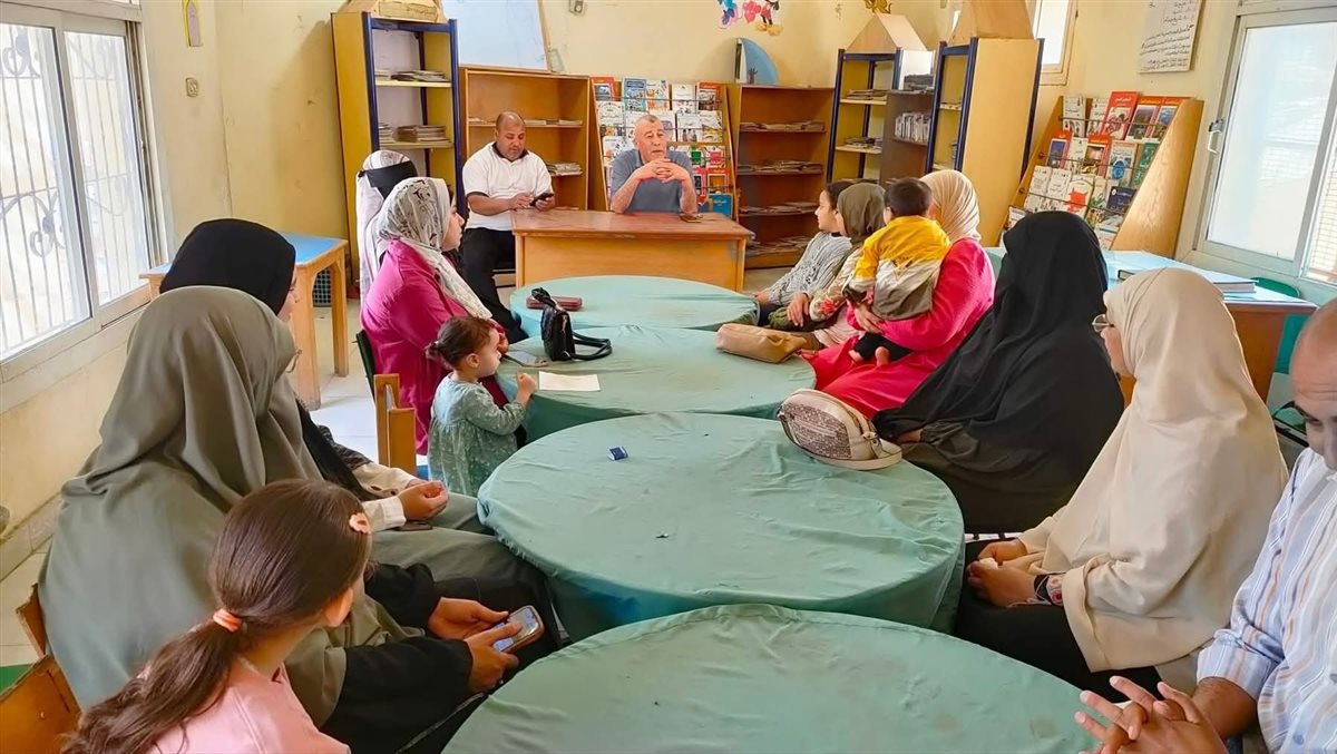 اعضاء نادى سنورس اثناء الندوة
