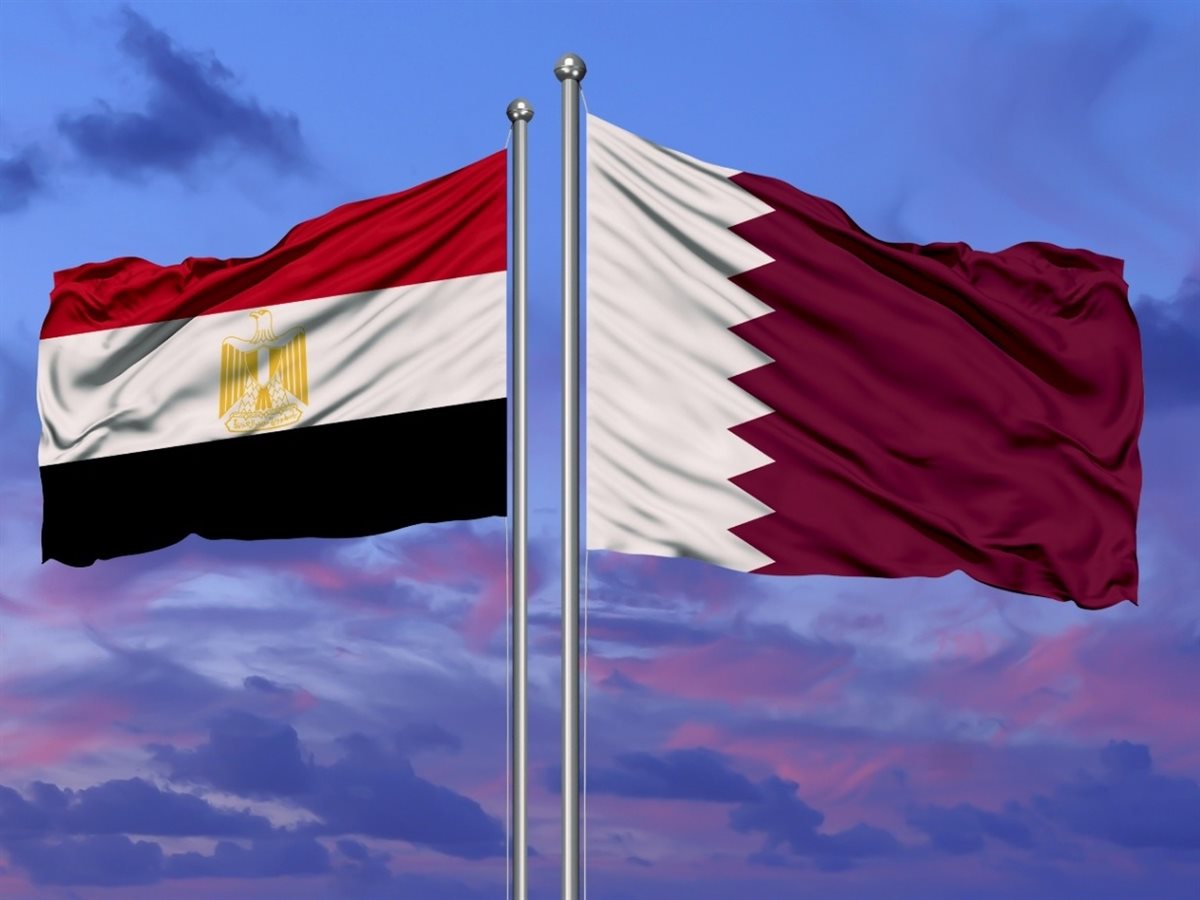 <strong>مصر وقطر تسلمان خطة إنهاء الحرب بغزة لحماس</strong>