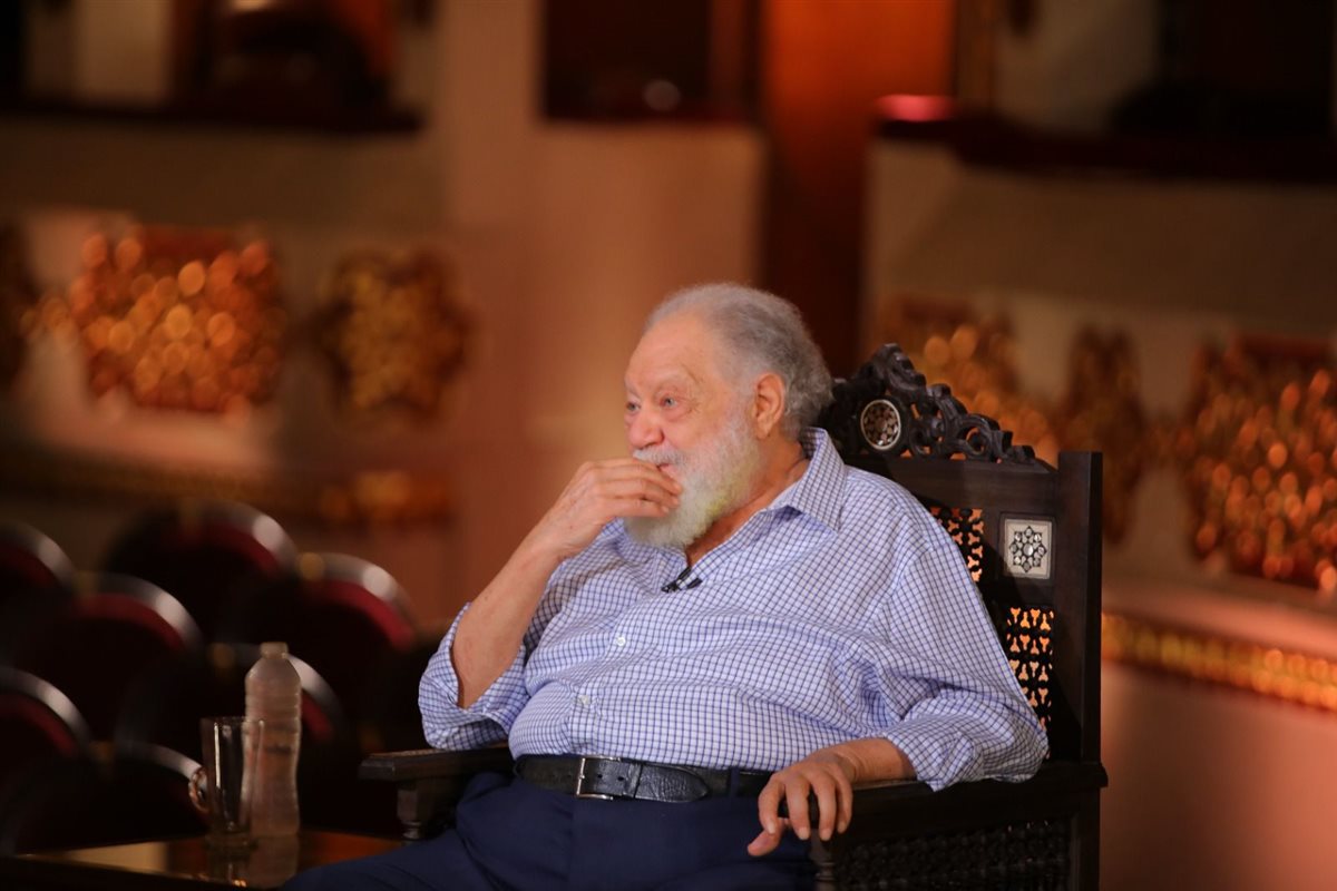 <strong>يحيى الفخراني</strong>