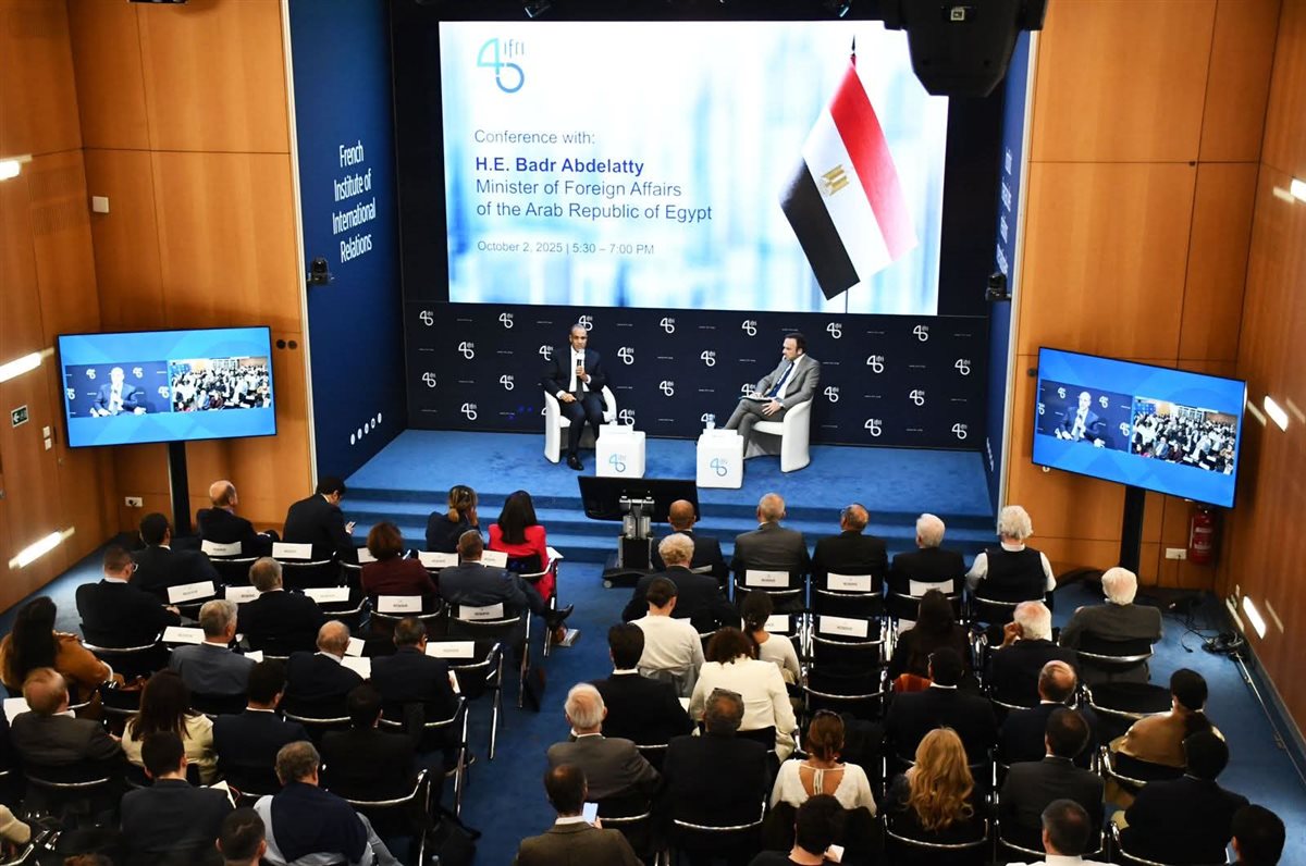 وزير الخارجية في جلسة حوارية بباريس