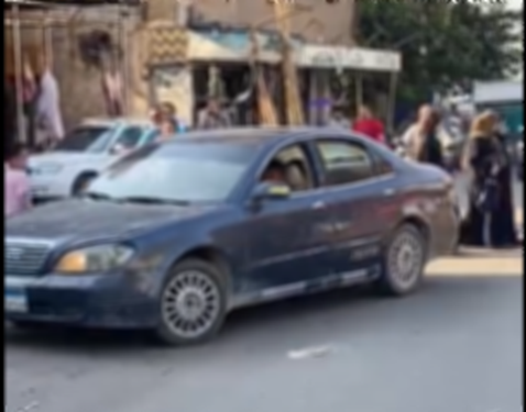 ضبط طفل يقود سيارة ملاكي برعونة في الوراق