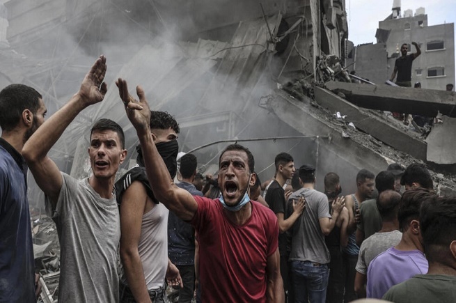 الاحتلال يواصل قصفه على غزة رغم وثيقة الاتفاق