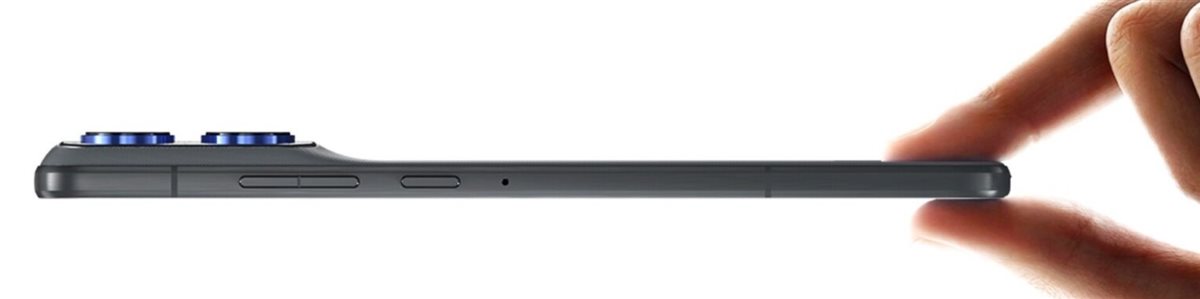 هاتف موتورولا Moto X70 Air