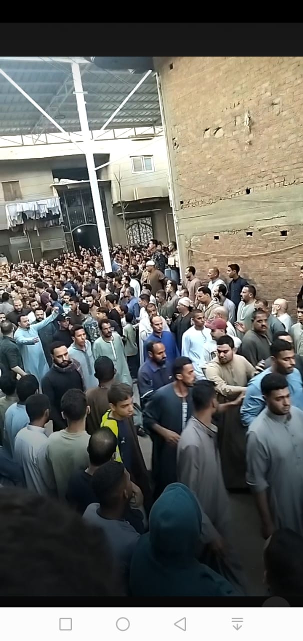 صور من الجنازة&nbsp;