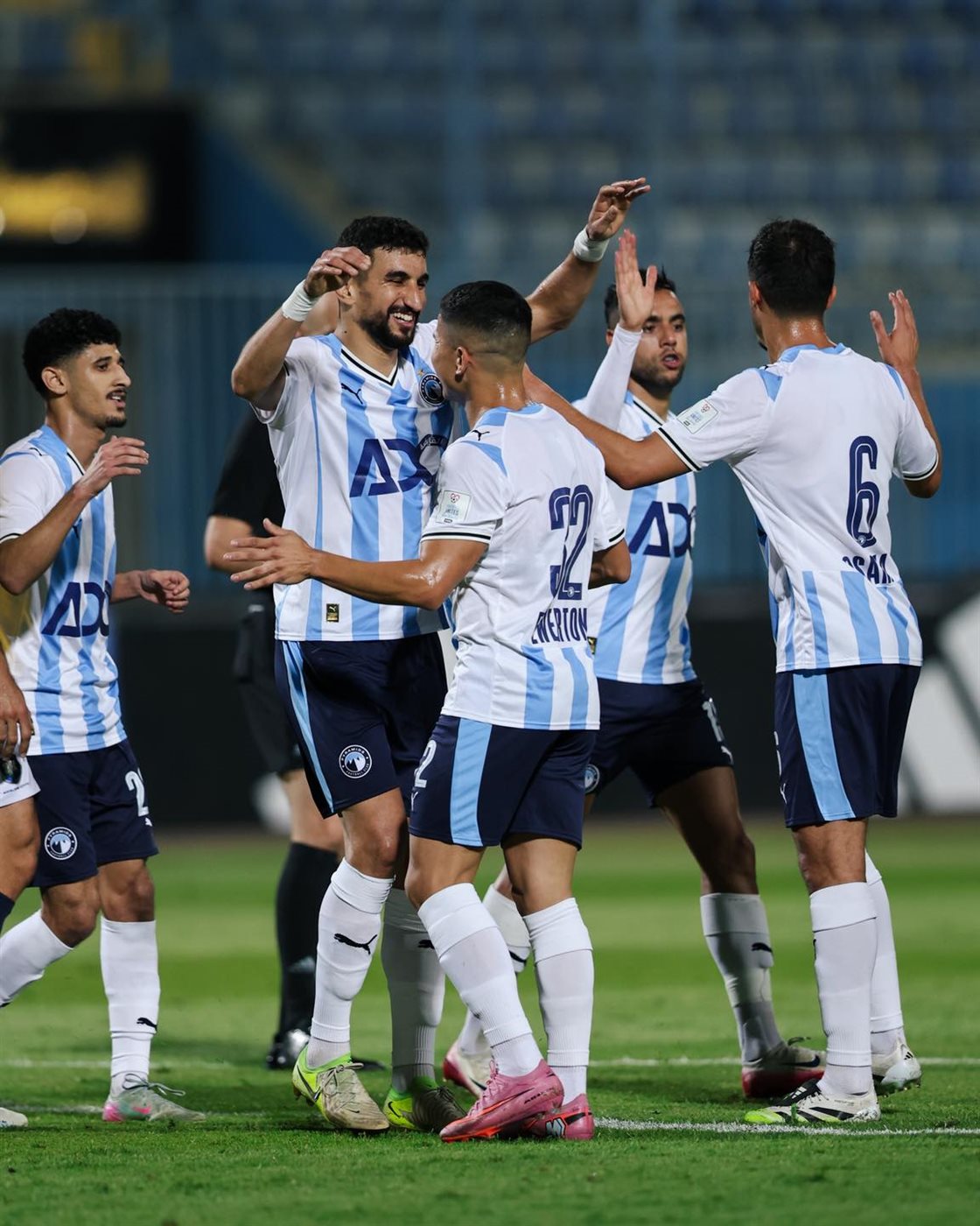بيراميدز