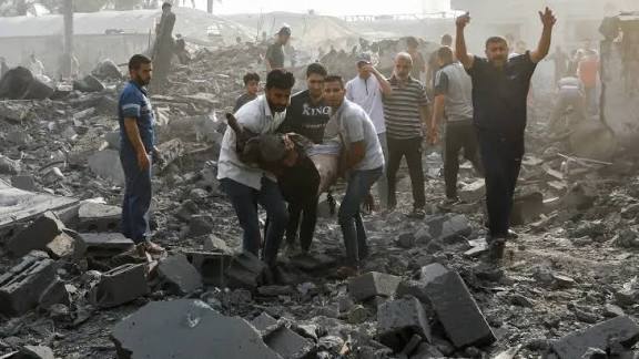 صحة غزة: التعرف على هوية 7 شهداء فلسطينيين من قبل ذويهم