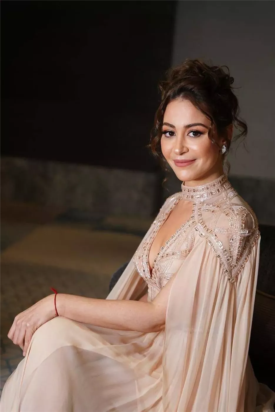 منة شلبي بأول حوار لها بعد الجائزة