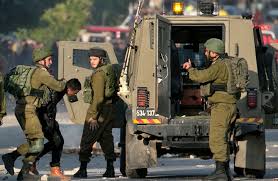 <strong>اعتقال 6 فلسطينيين بينهم أسير محرر في الضفة الغربية</strong>