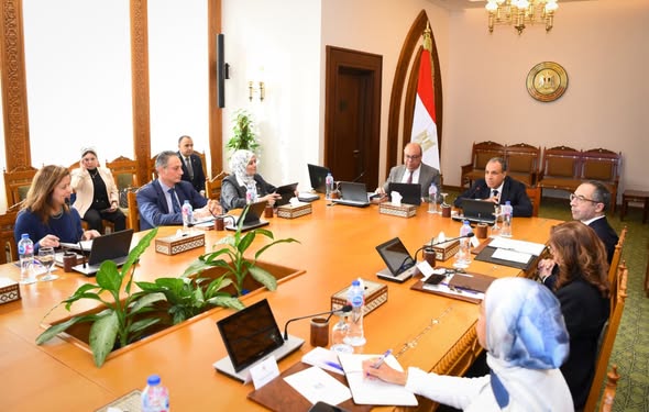 <strong>وزيرا الخارجية والطيران مع سفراء الدول الغربية والأفريقية</strong>