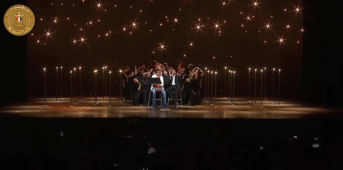 <strong>محمد حماقي ومحمد منير</strong>