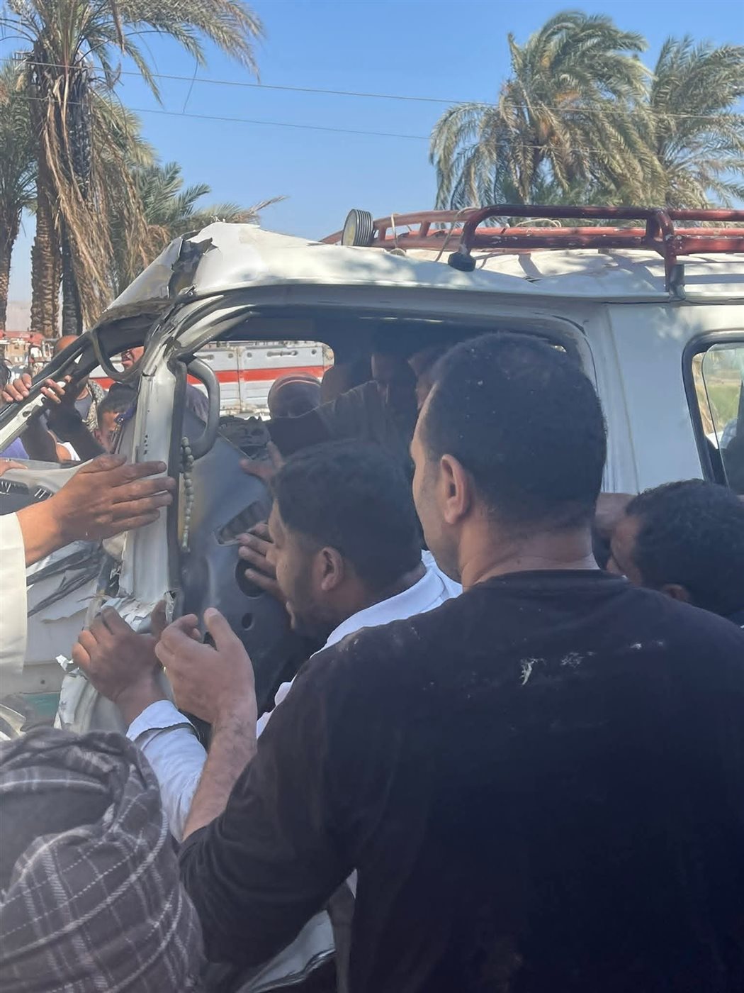 ارتفاع عدد مصابى حادث تصادم سيارة وتروسيكل في سوهاج لـ &nbsp;14 شخصا