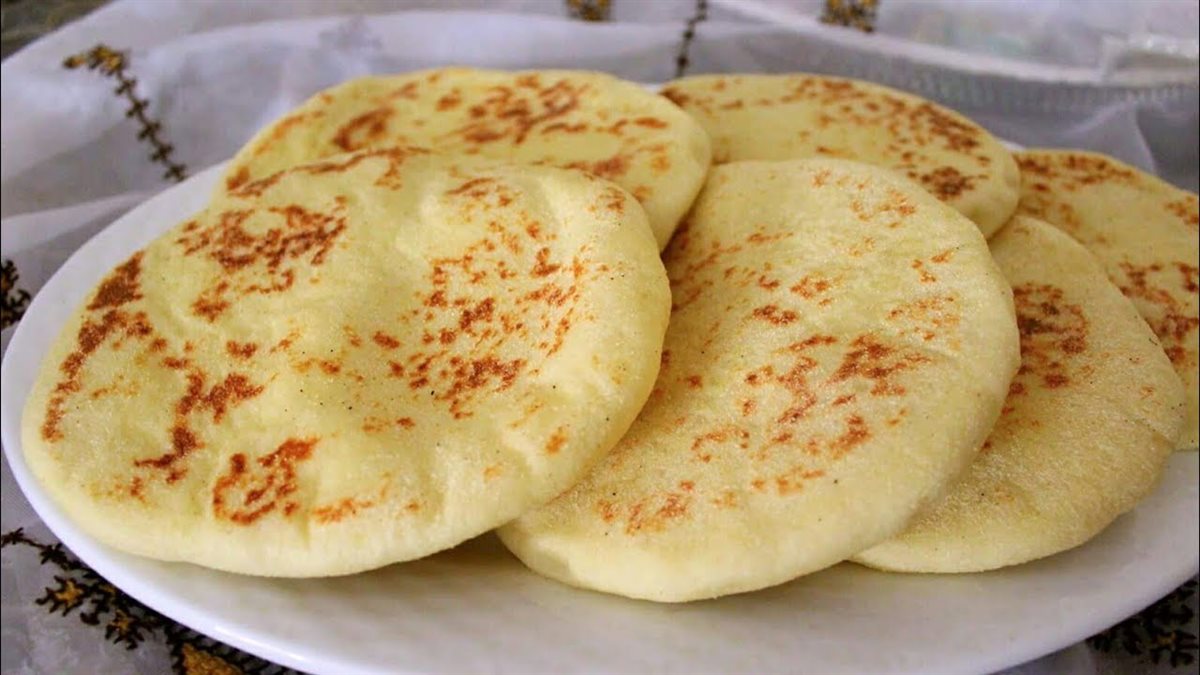 &nbsp;عيش الزبادي
