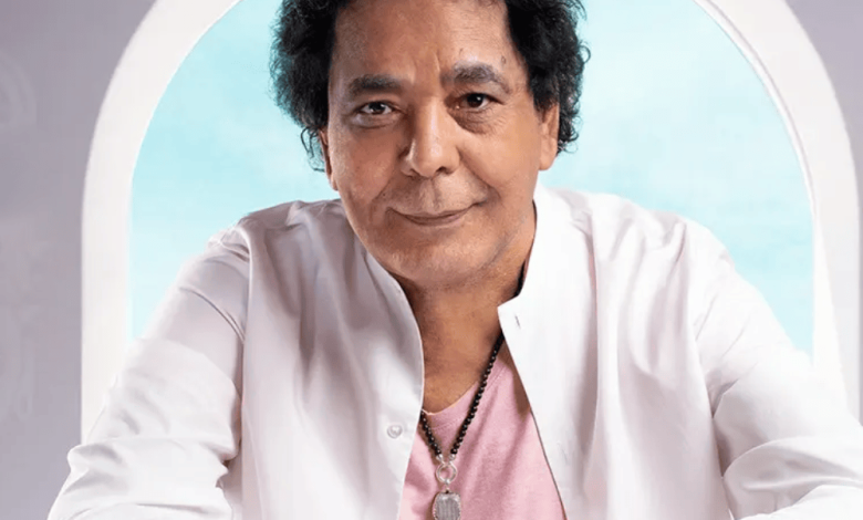 <strong>محمد منير</strong>