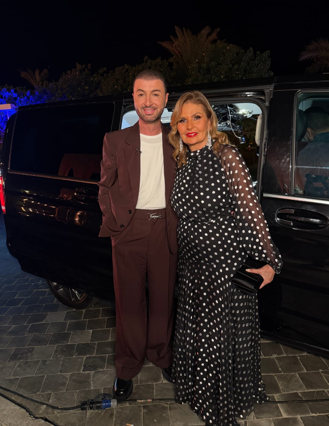 <strong>يسرا والإعلامي بلال العربي</strong>