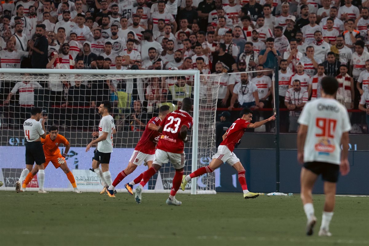 <strong>تتويج الأهلي بطلًا لكأس السوبر المصري 2025</strong>