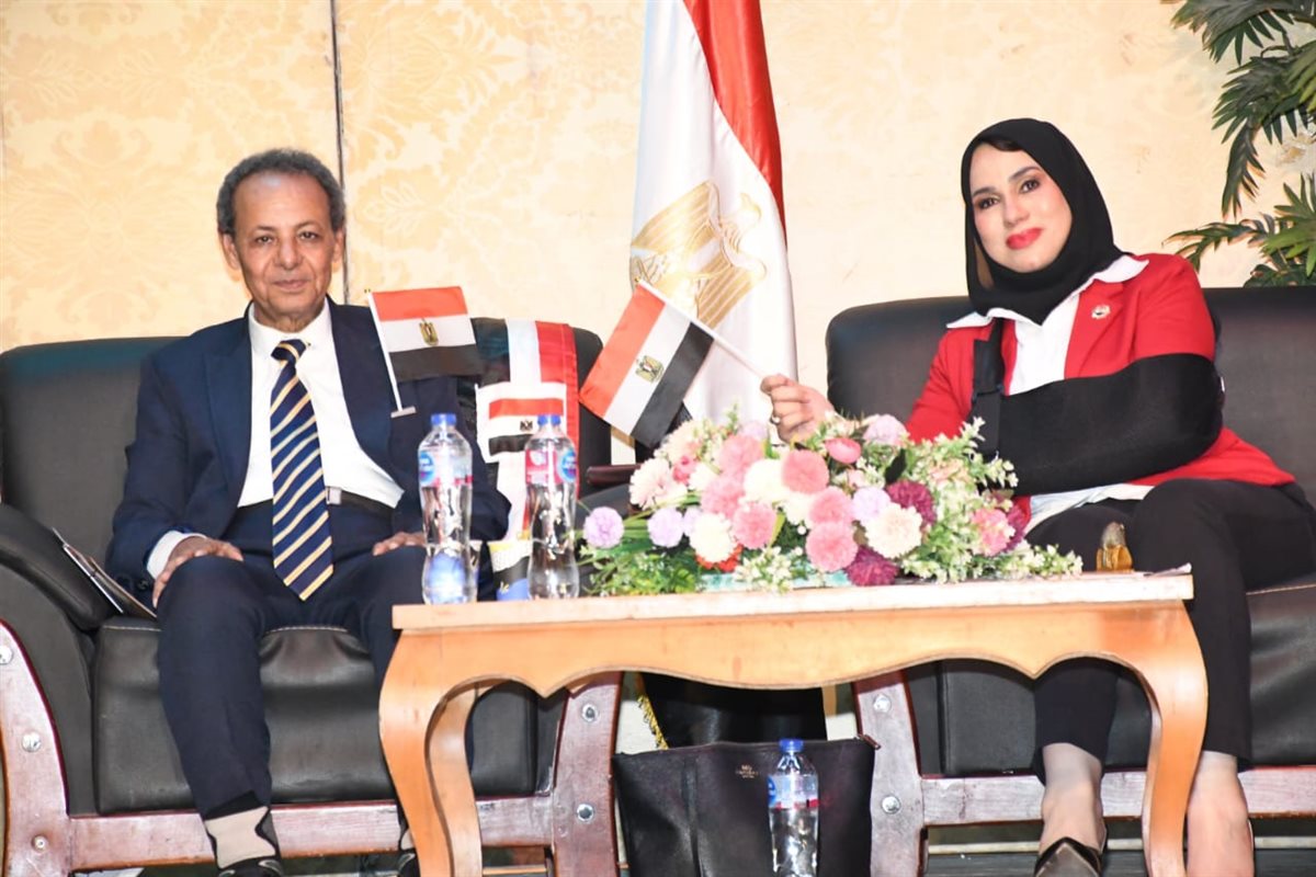 <strong>ملتقى الهناجر الثقافي</strong>