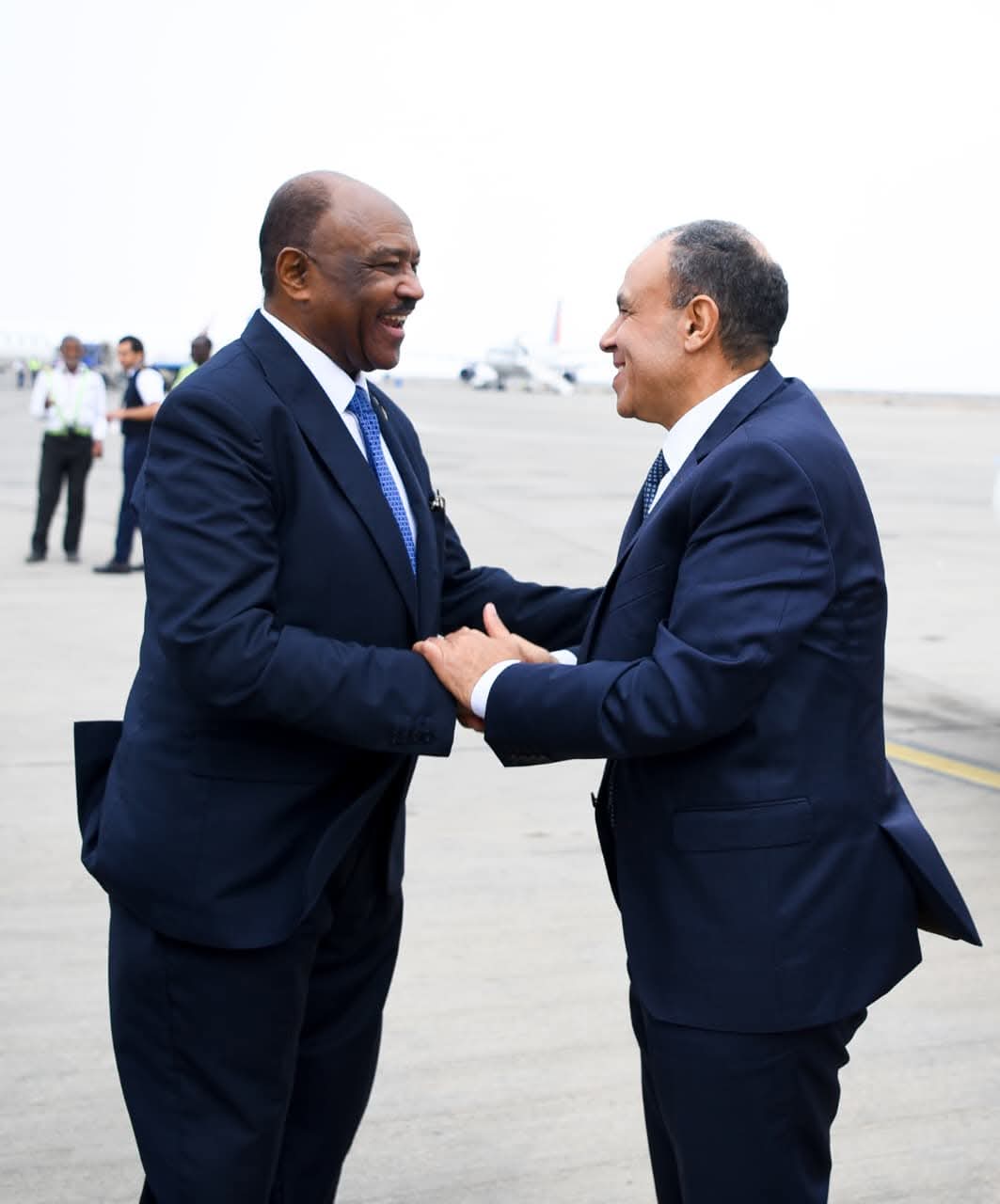 وزير الخارجية ونظيره السوداني