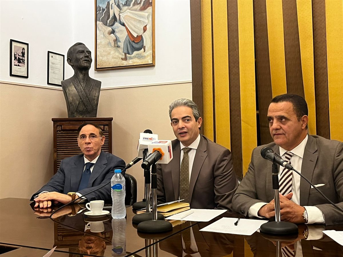 <strong>جانب من المحاضرة</strong>