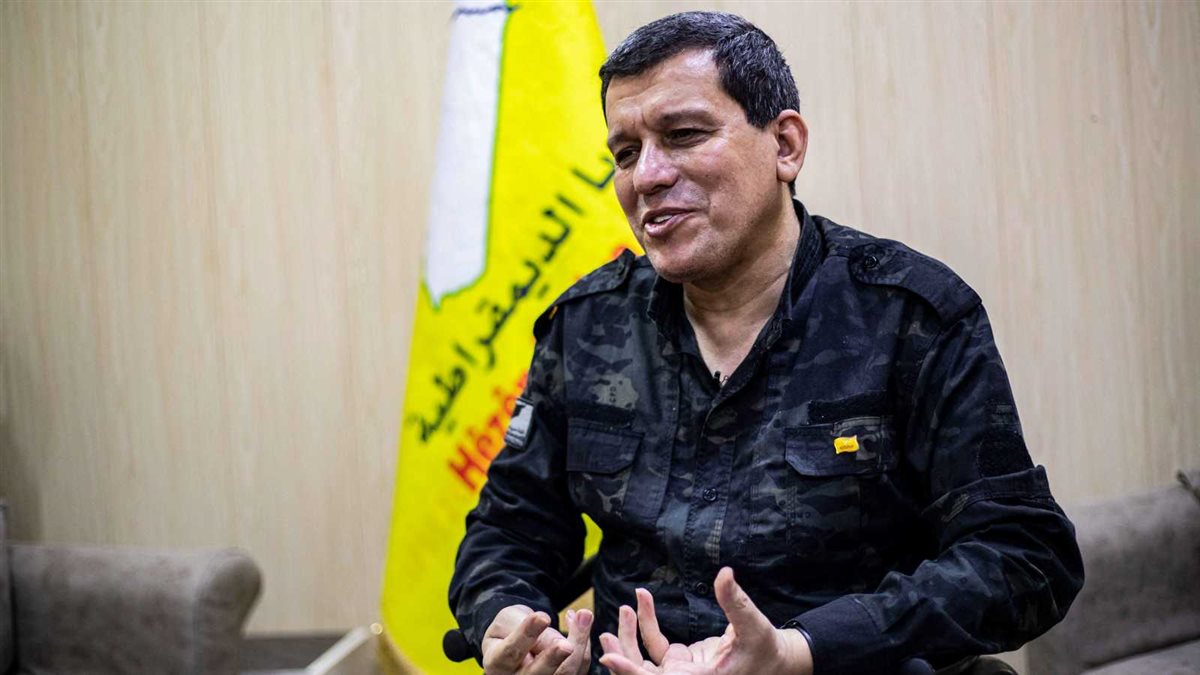<strong>قائد قوات سوريا الديمقراطية (قسد) مظلوم عبدي</strong>