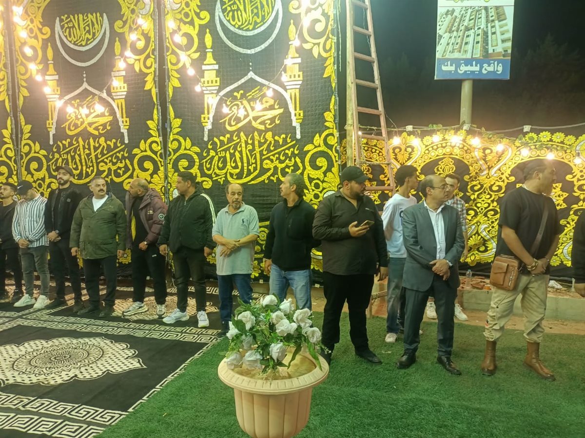 <strong>عزاء الفنان الراحل إسماعيل الليثى</strong>